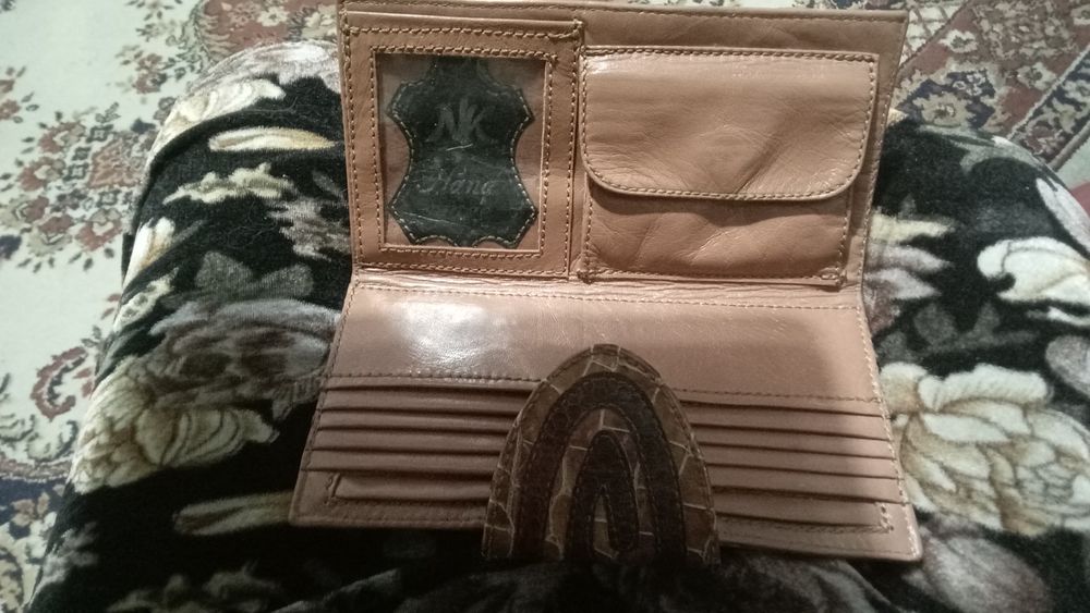 Бумажник мужской мягкий и женский кожаный