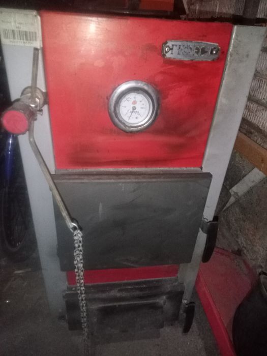 Продам отопительный печь