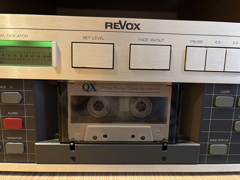 Casetofon deck Revox B215
