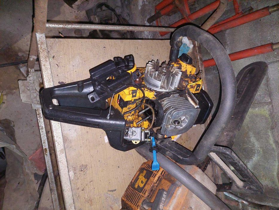 4 резачки за дърва – 2 Partner + 2 китайски – за части