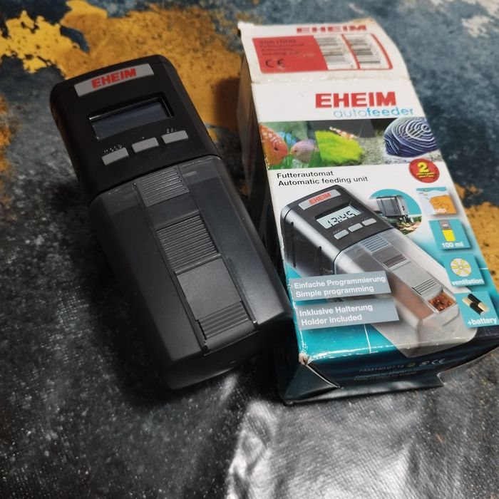 Hrănitor automat pești eheim nou
