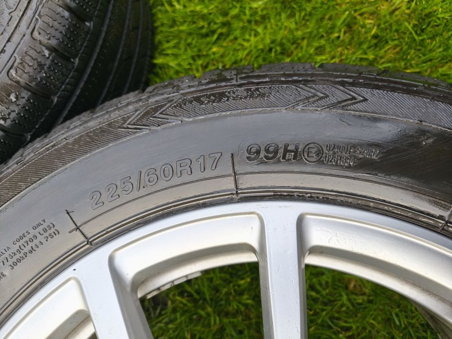 Vand set jante și anvelope 225.60 R17