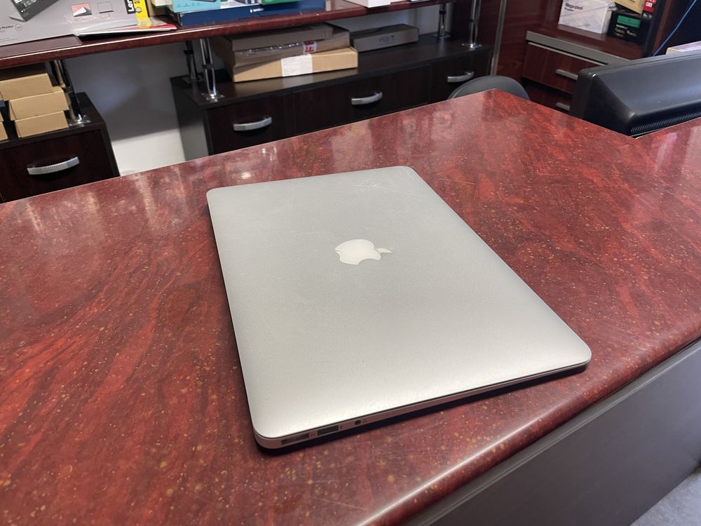 Apple Macbook A-1446
