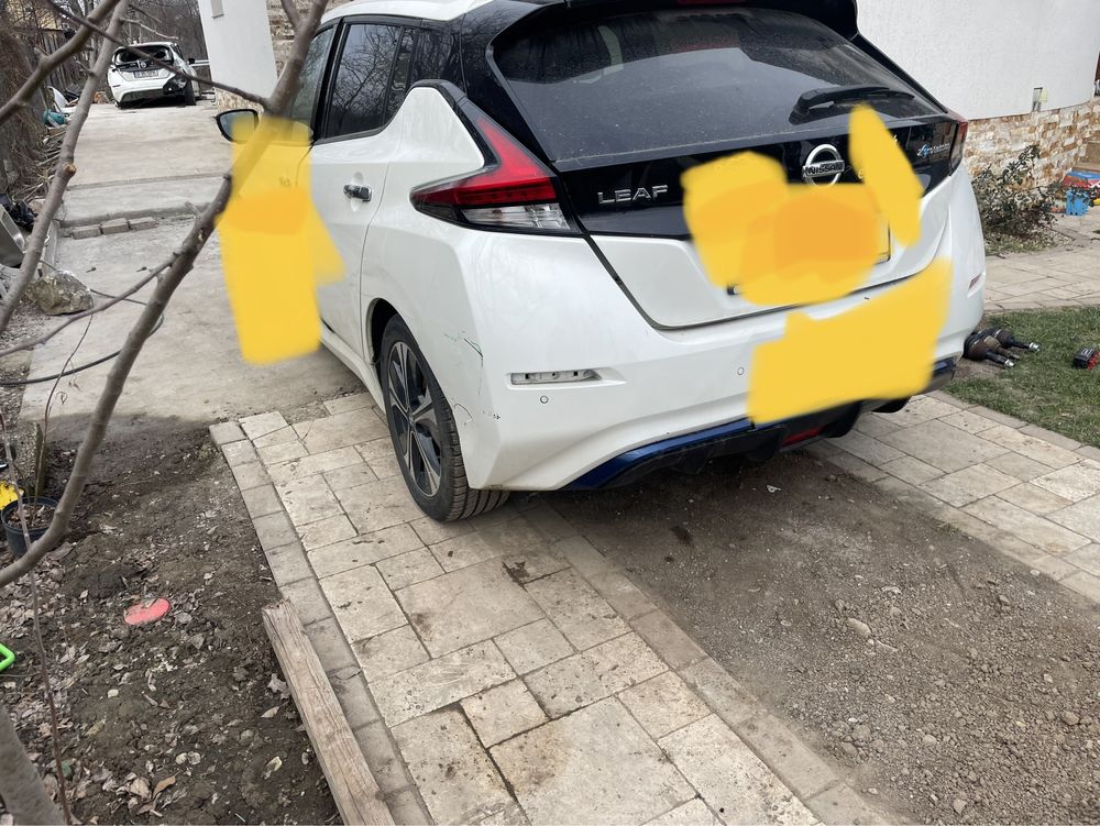 Dezmembrez nissan leaf