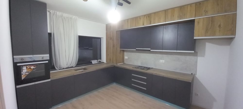 Casa de vanzare sau de inchiriat