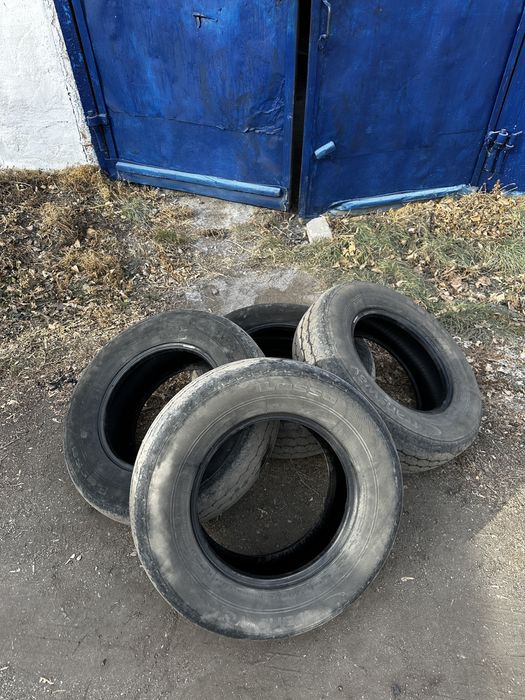 Резина 225/70/15с