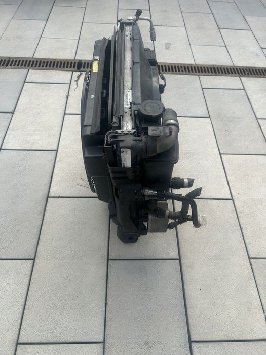 Продам радиятор от x5. E53. Рест до рест.