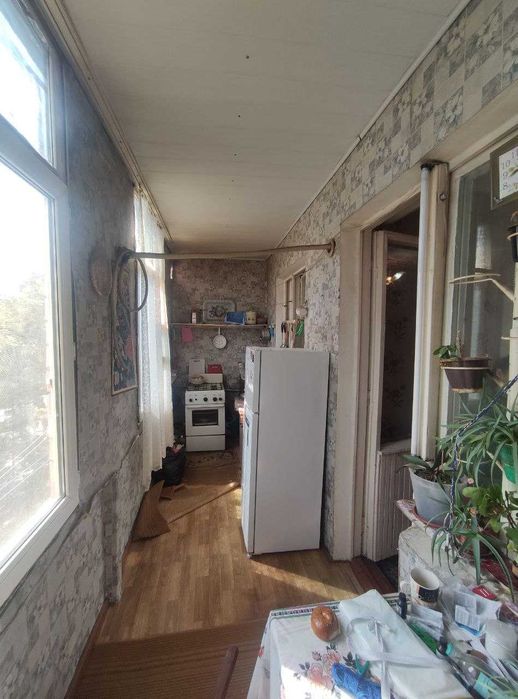 Срочно Юнусабад-7, 2х-комн, 2/3/4, 50м2