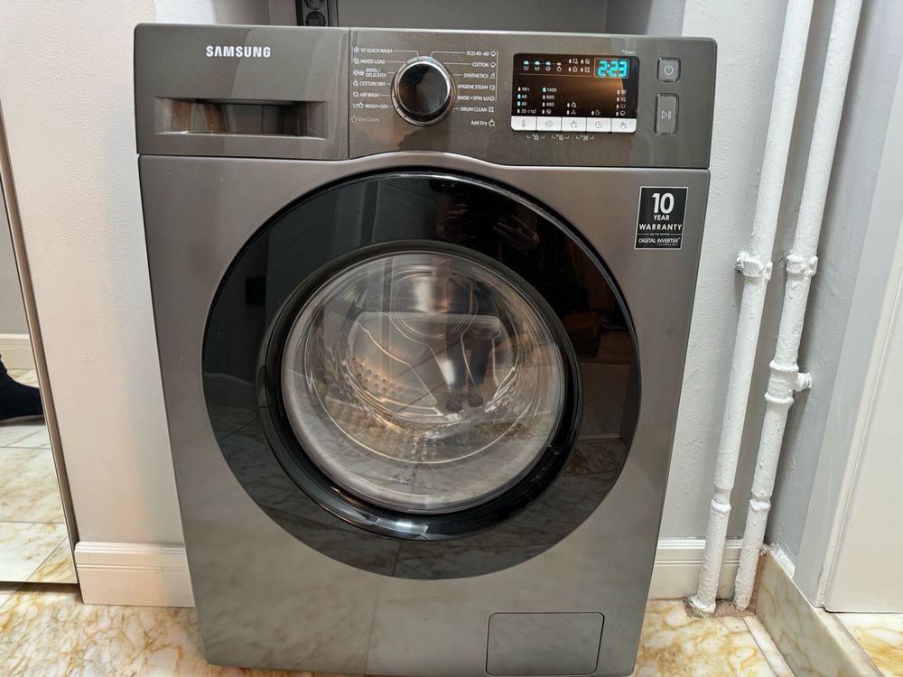 Masina de spalat cu uscator Samsung 8kg WD80T4046CX/LE