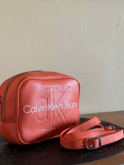 Geanta Calvin Klein