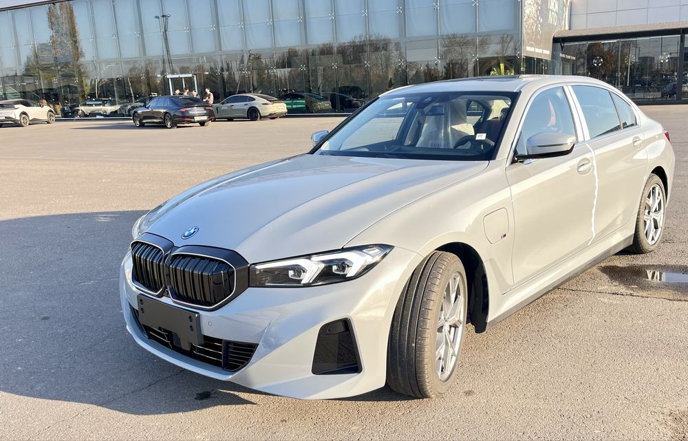 BMW i3 eDrive 35 L . 2026 Restyling. Nardo grey. В Ташкенте наличии.