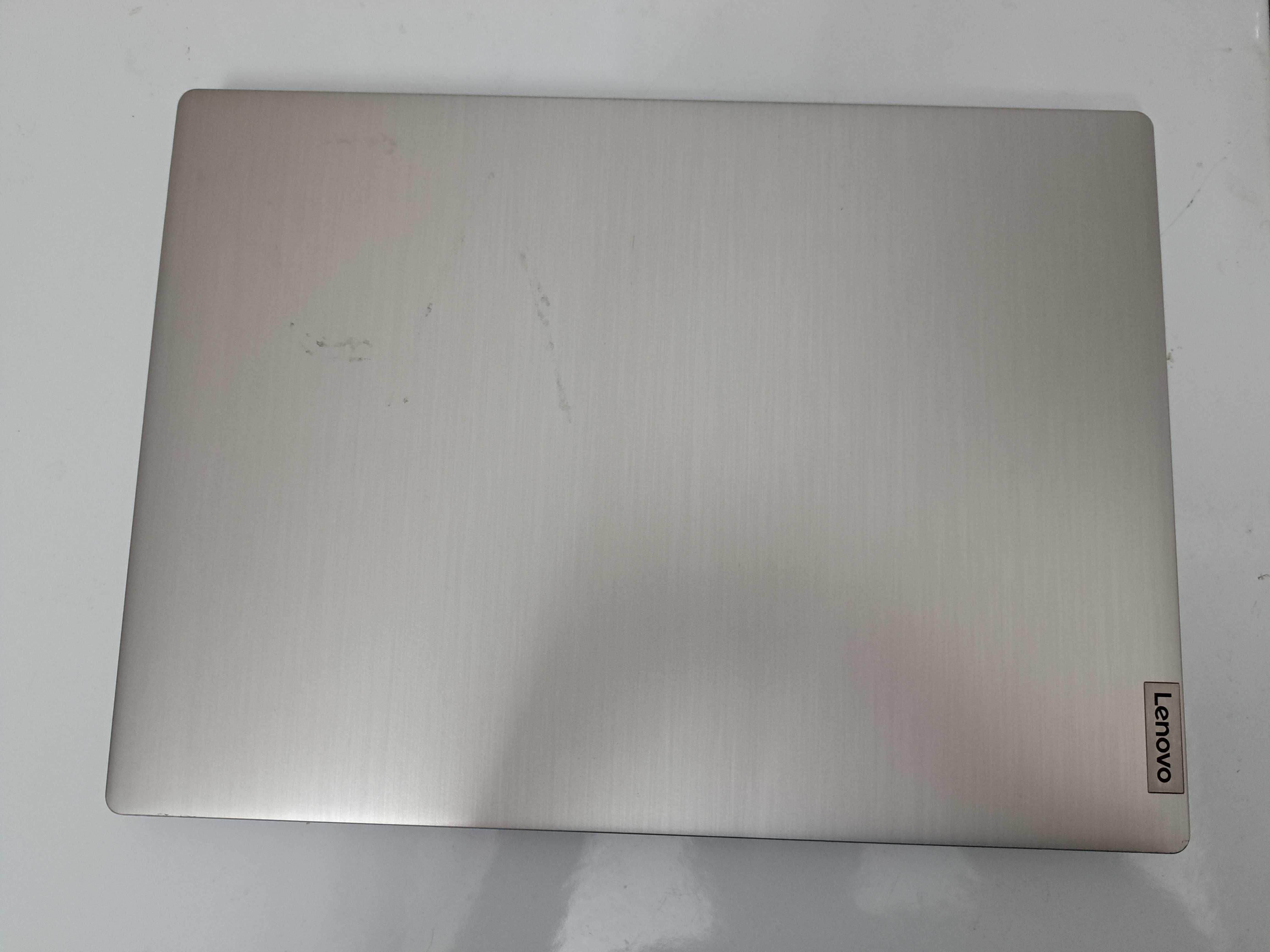 Vand Laptop Lenovo