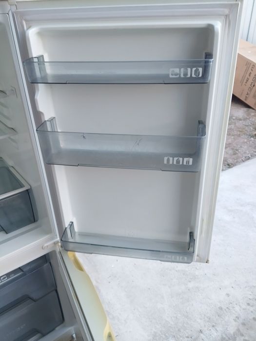Б/у рабочий холодильник