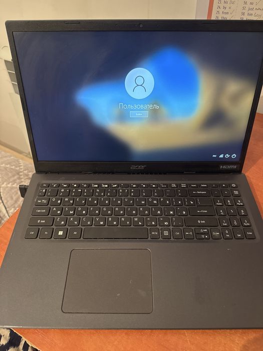 Ноутбук Acer 15.6 в хорошем состоянии……