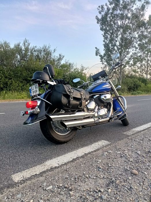 Suzuki VL800 Intruder