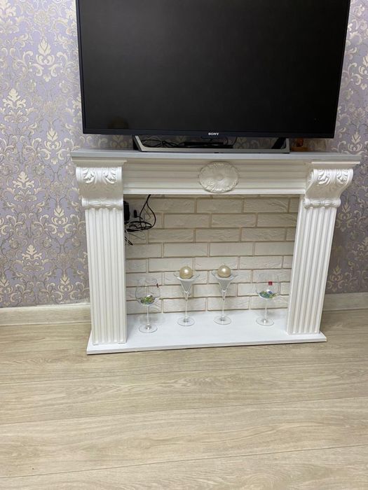 Продаетц имтация под камин, можно поствку под ТВ,