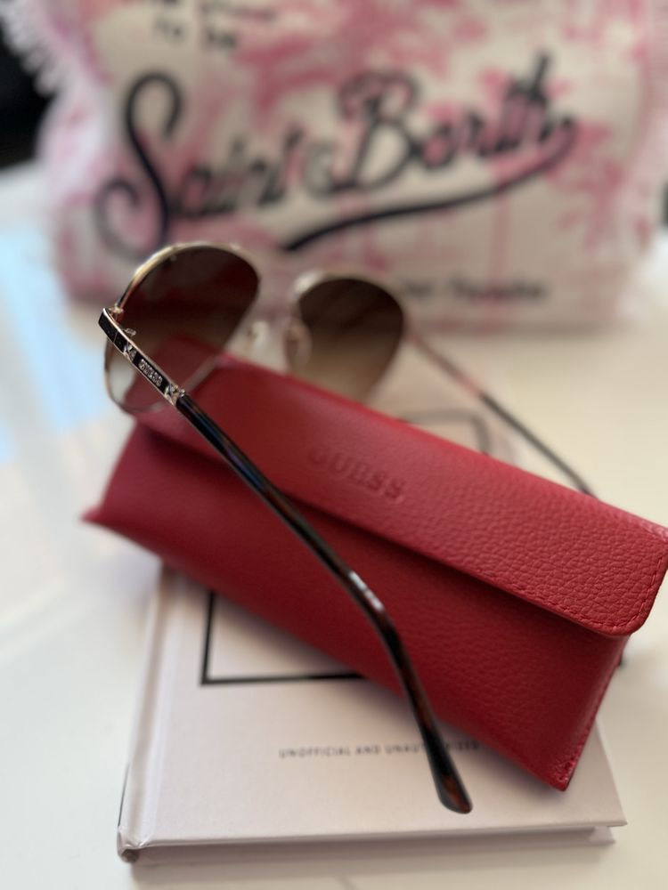 Слънчеви очила Guess