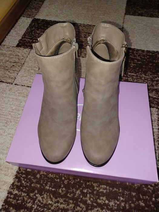 Ghete Graceland mar 37