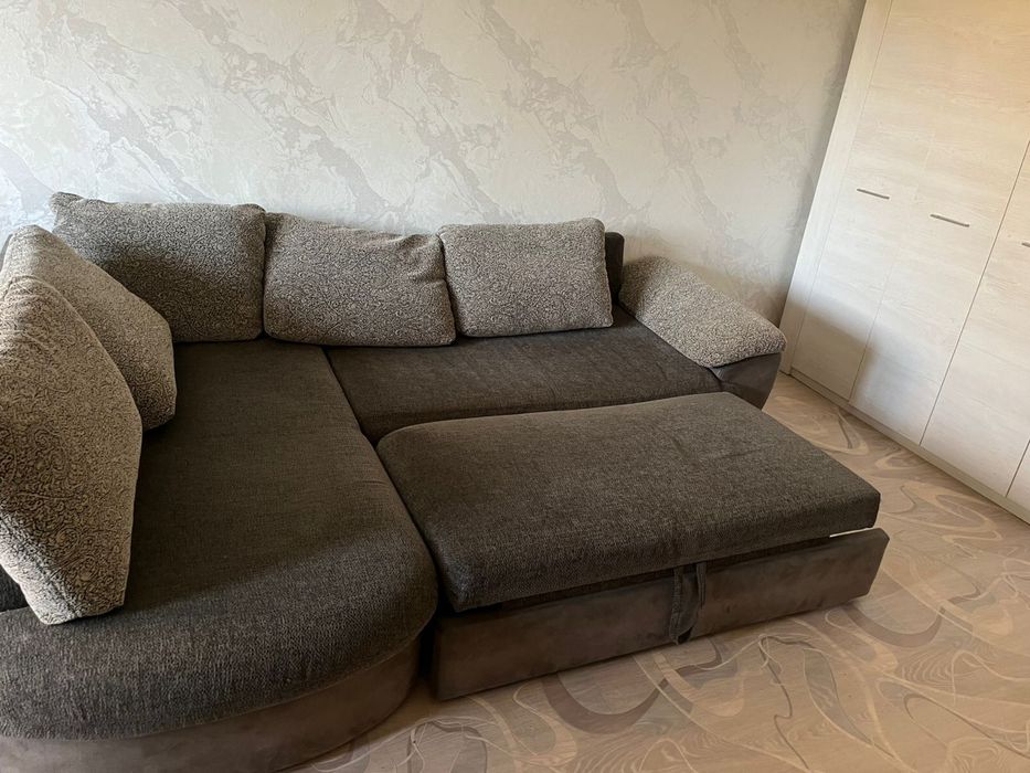 Продам диван, выдвижной