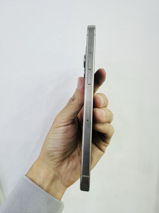 Iphone 15 pro max. Zpa