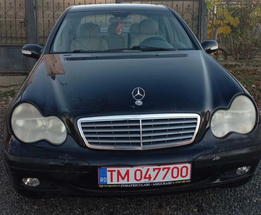 Vand sau schimb mercedes