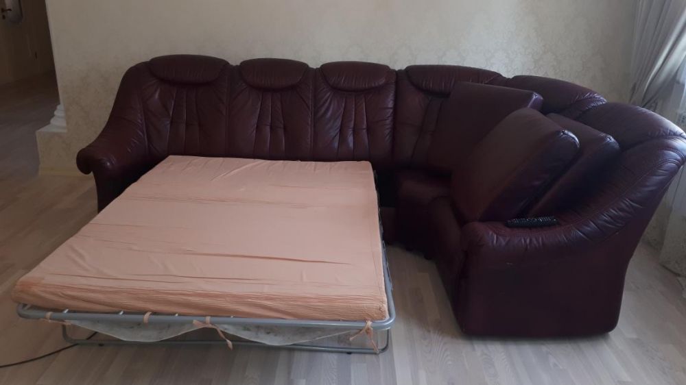 Кожаный диван,натуральный