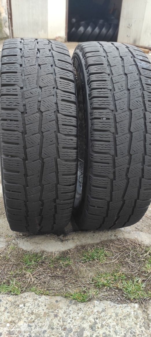 Vând 4 anvelope m+s 215/65/16 C 215/65r16 C MICHELIN