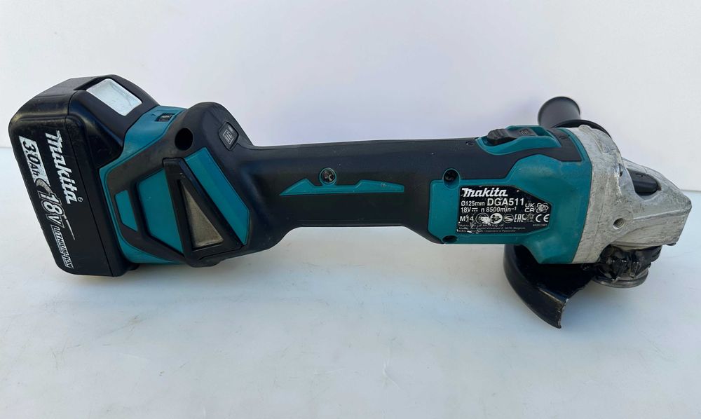 Makita DGA511 - Безчетков ъглошлайф 18V с потенциометър