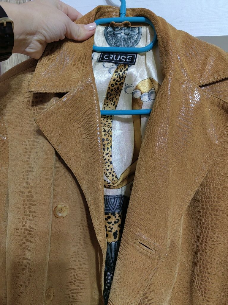 Jachetă vintage  piele naturala impecabila s m