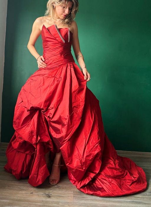 Reduceri de sezon -Rochie de ocazie cu pietre Swarovski