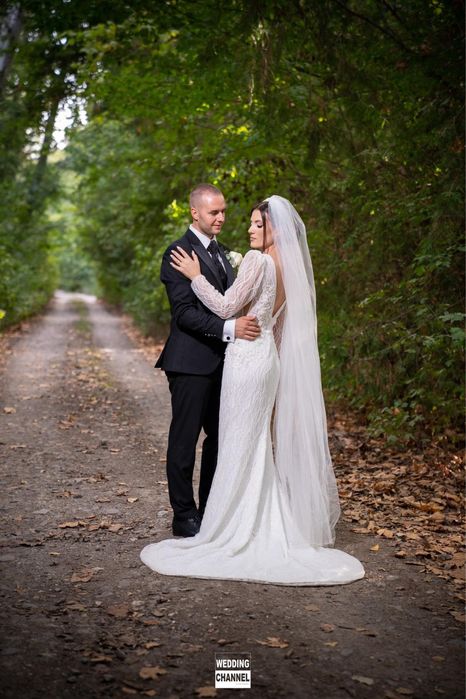 Rochie mireasa cu trena