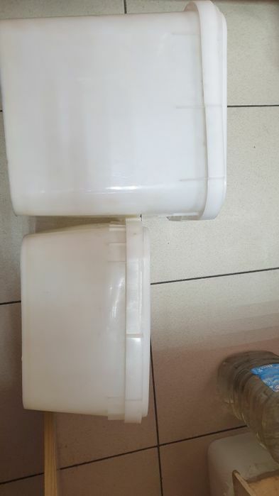 Продам бочки (ведра,кубоконтейнеры) из под мёда