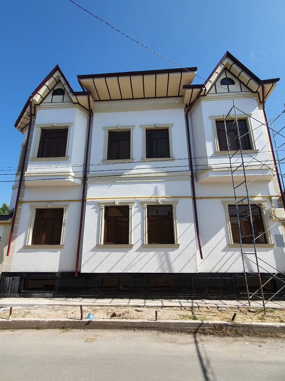 Travertin Marmarino fasad ishlari