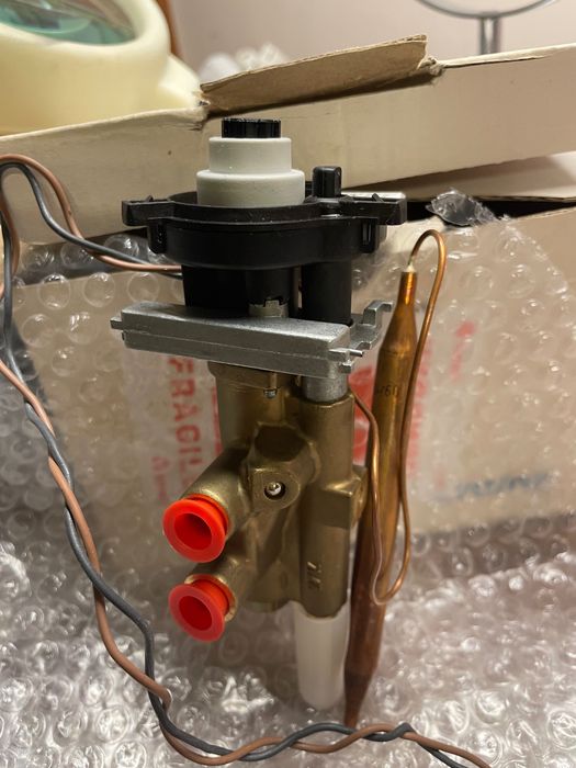 Truma 3004  винтил за запалване газова печка за каравана старт винтил