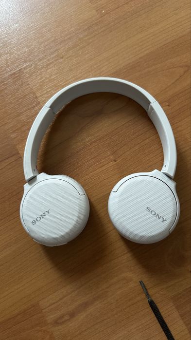 Наушники sony WH-CH520 белые