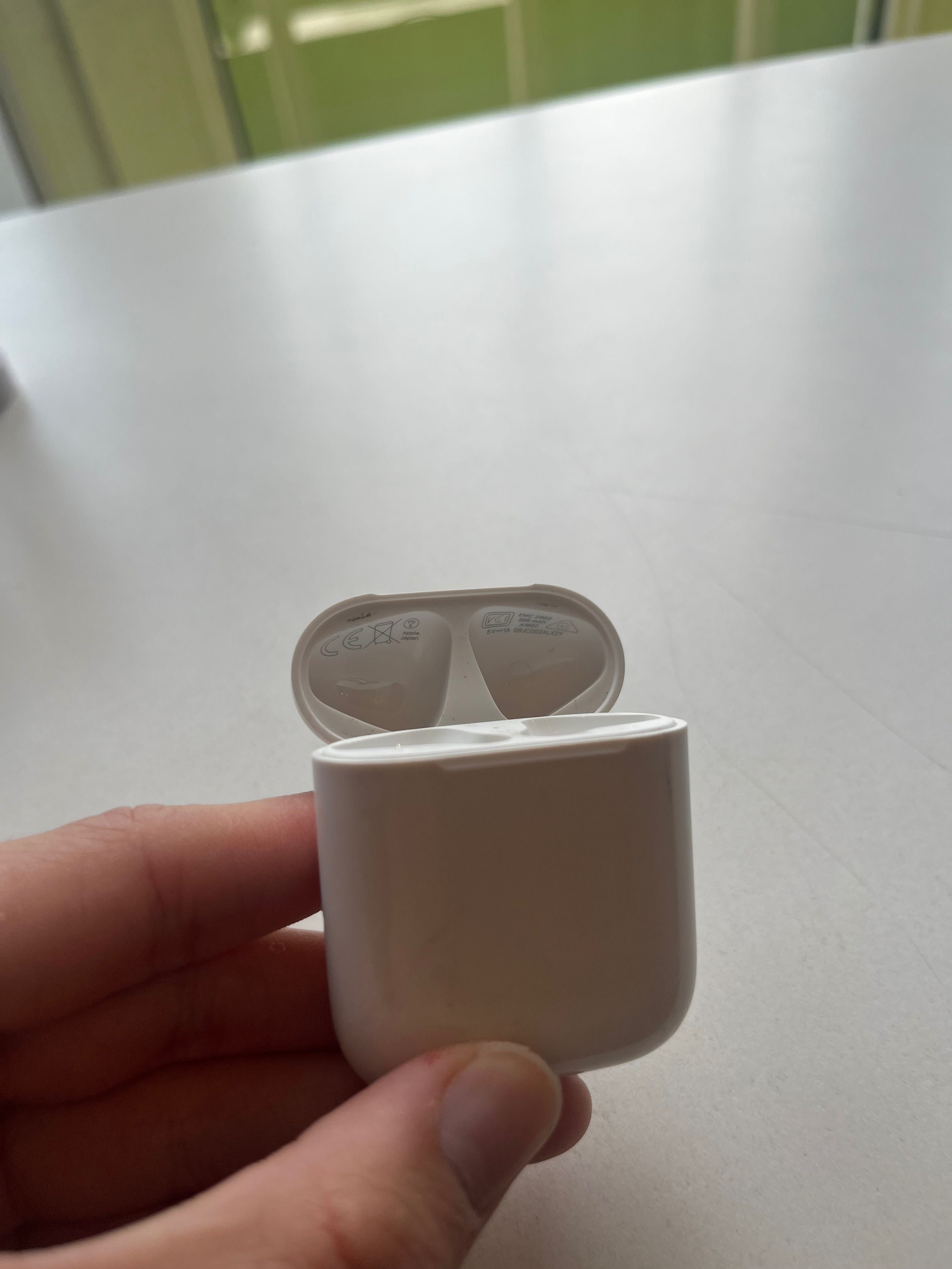Airpods 2 Кейс без наушников