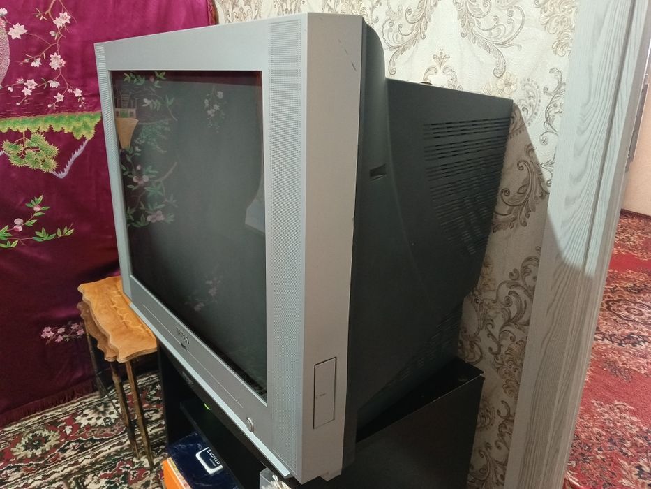Продаются телевизор Roison
