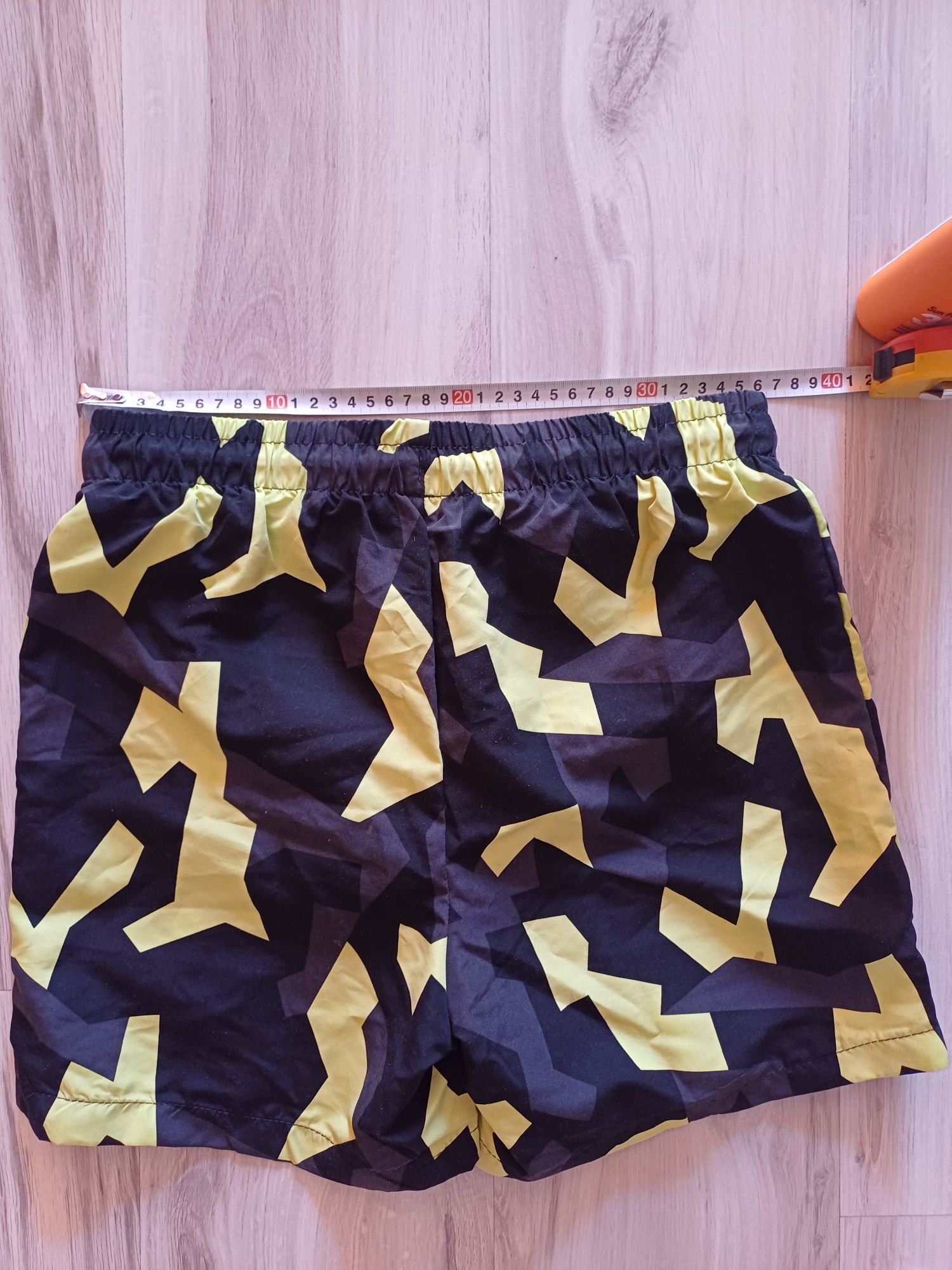 Бански  UNDER ARMOUR + 2броя бански Pepko