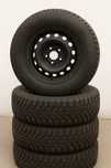 Продаю зимние шины Dunlop шипованные