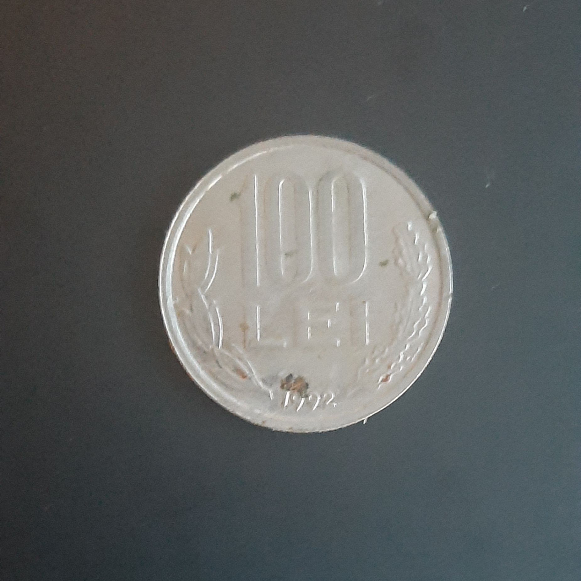 Vând monedă de 100 lei 1992