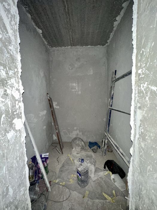 Квартира коробка в новостройке 136м2