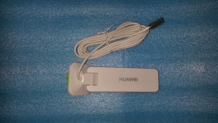Antena 4G Huawei cu ventuza pentru router modem cu sim