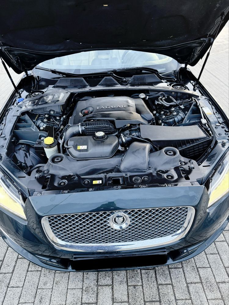 Dezmembrez Jaguar XJ X351 3.0 diesel 275cp Motor nou!