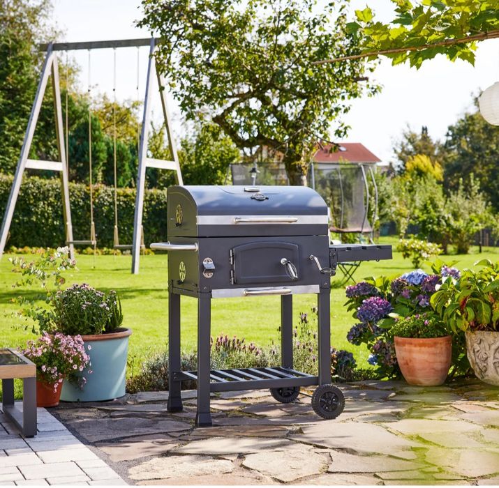 Vând grătar cărbuni nou marca Jamestown