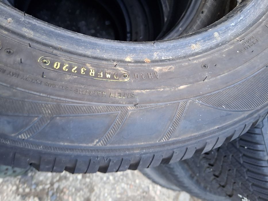 205 60 16 FALKEN 2бр зимни дот 2020г