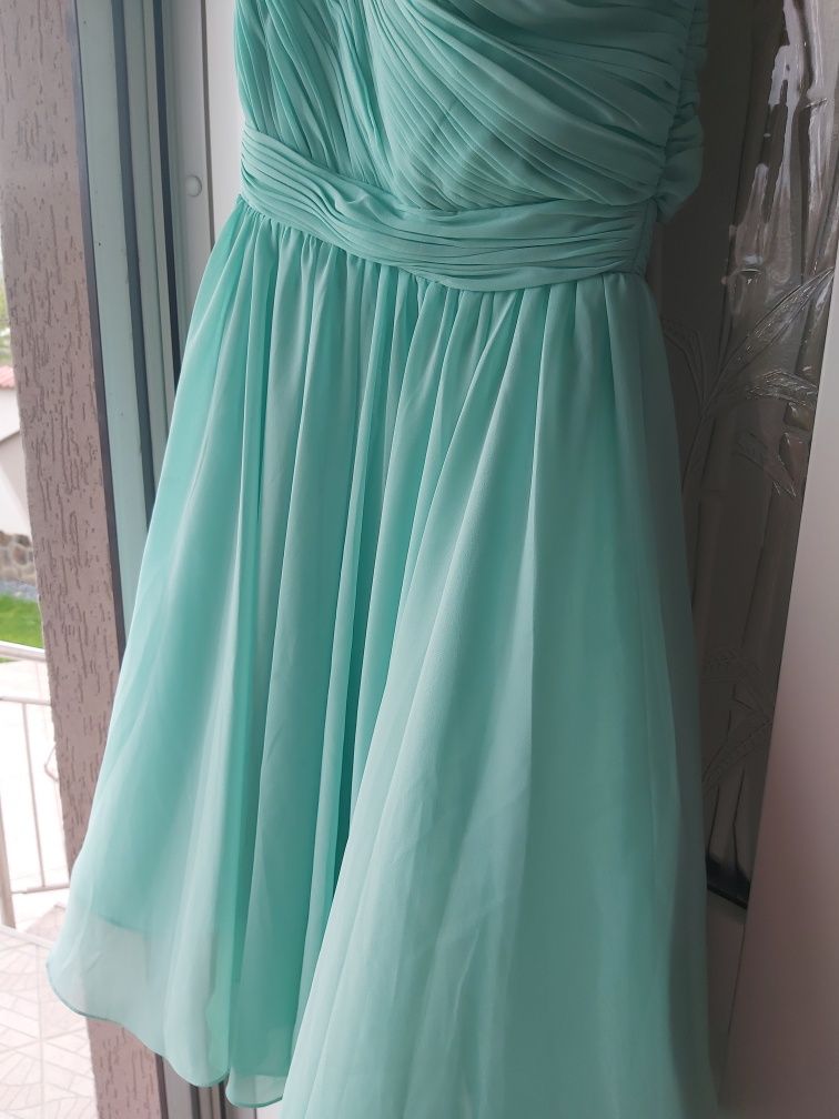 Rochi elegantă midi