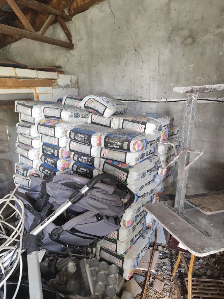 Materiale de construcții