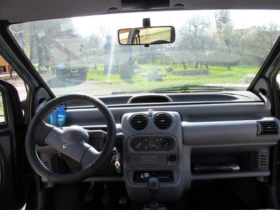 Ниски цени - Renault Twingo /Рено Туинго/ 1.2, 40kw 1994 г. на части
