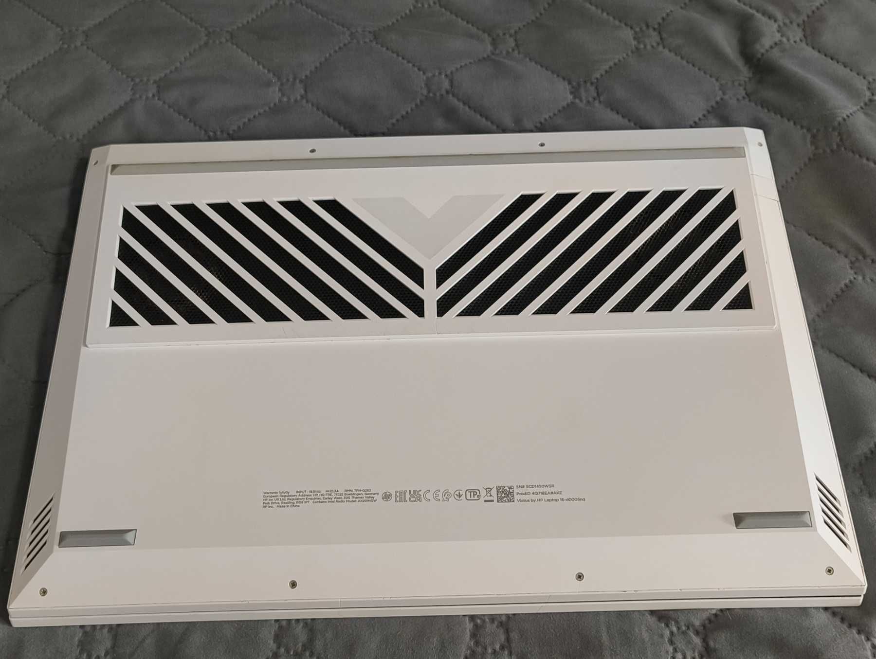 HP Victus / Intel Core i7 - 11800H / 16 RAM / GeForce RTX 3060