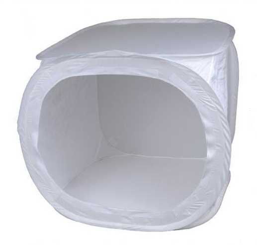 Фото аксесоари: светкавица, статив, лайтбокс, жираф, стойка